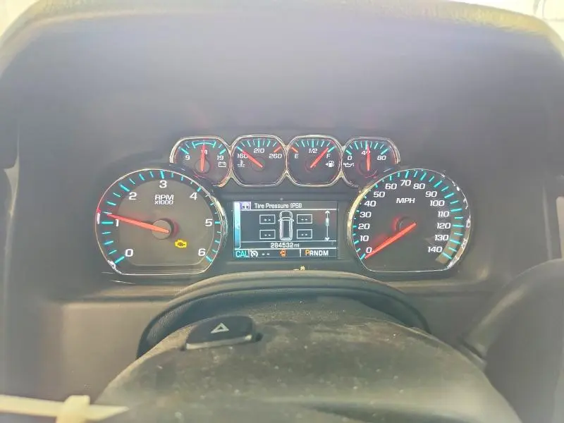 2015 CHEVROLET SUBURBAN K1500 LT  