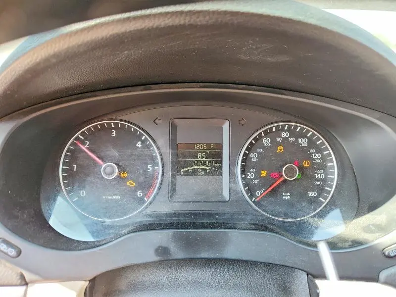 2014 VOLKSWAGEN JETTA TDI  