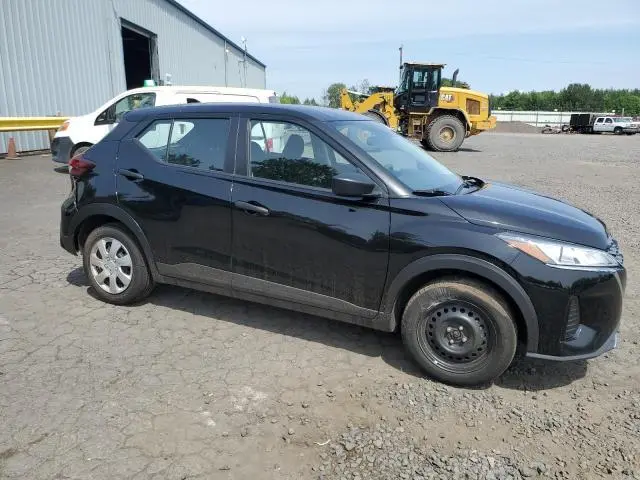 2021 NISSAN KICKS S  