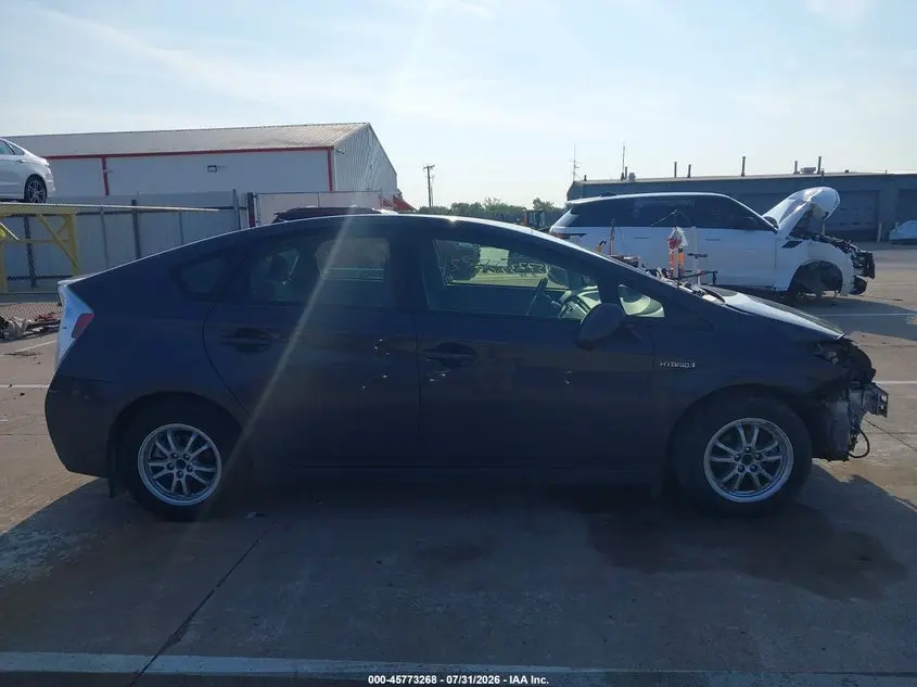 2012 TOYOTA PRIUS TWO