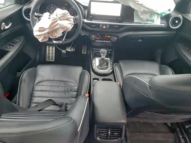 2022 KIA FORTE GT LINE  