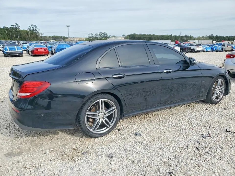 2017 MERCEDES-BENZ E 300  