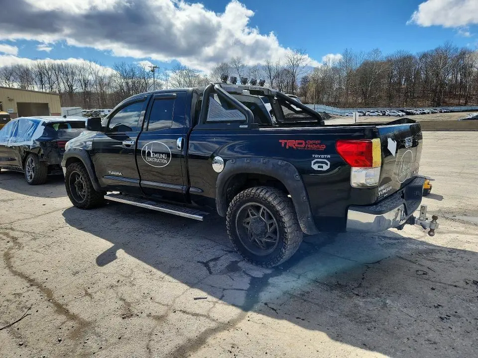 2013 TOYOTA TUNDRA GRADE  