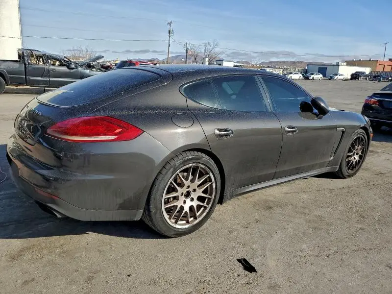 2014 PORSCHE PANAMERA 2  