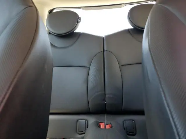 2012 MINI COOPER 