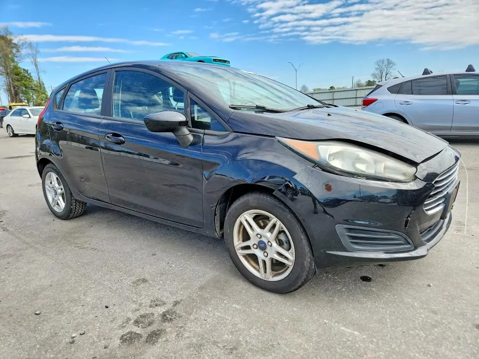 2019 FORD FIESTA SE  