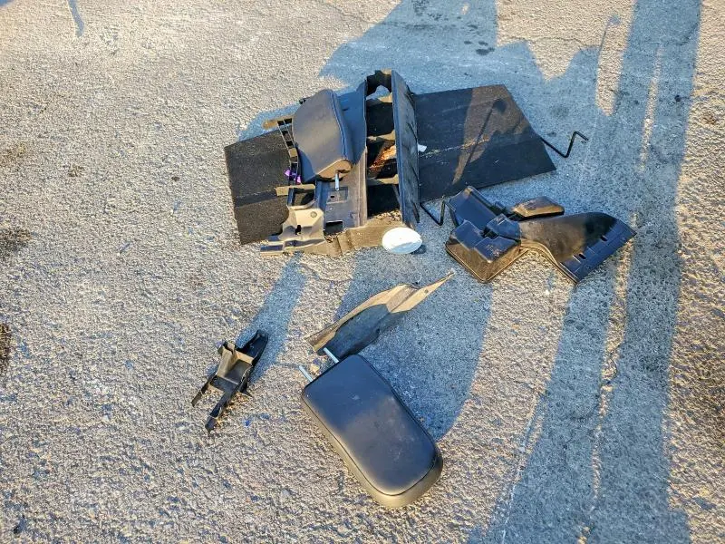 2019 MITSUBISHI OUTLANDER ES  