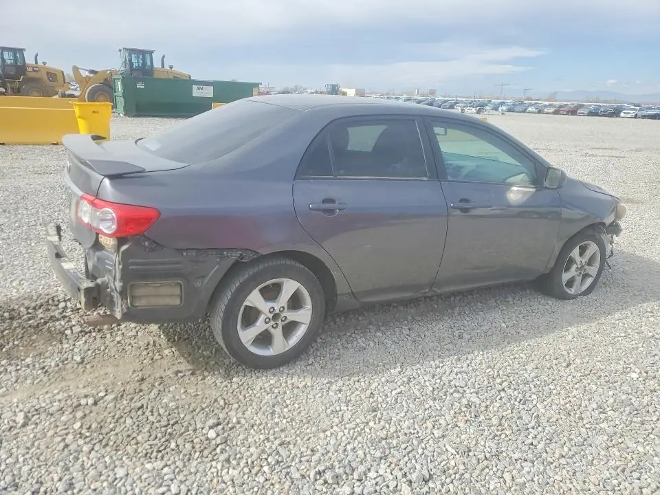 2011 TOYOTA COROLLA S  