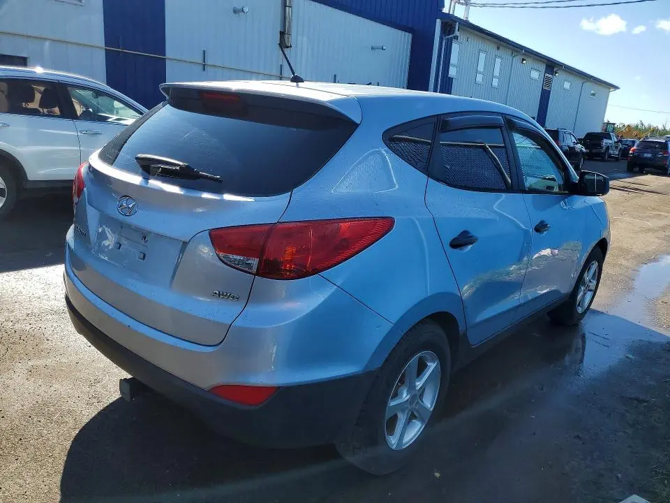 2011 HYUNDAI TUCSON GL  
