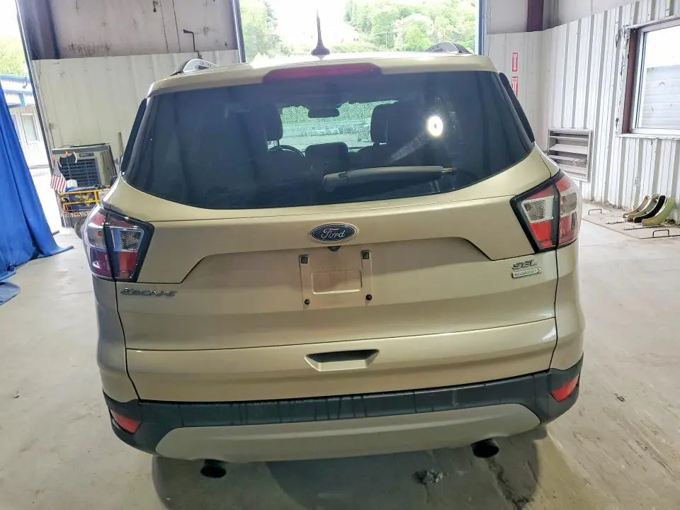 2018 FORD ESCAPE SEL  