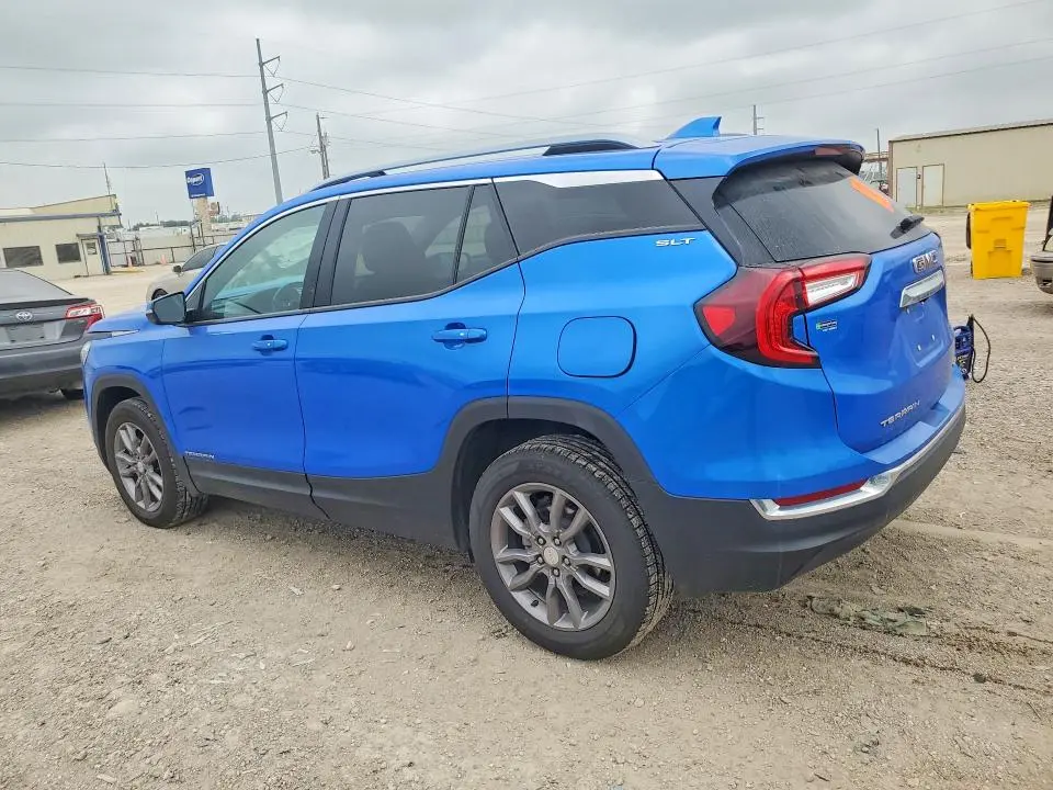 2024 GMC TERRAIN SLT  