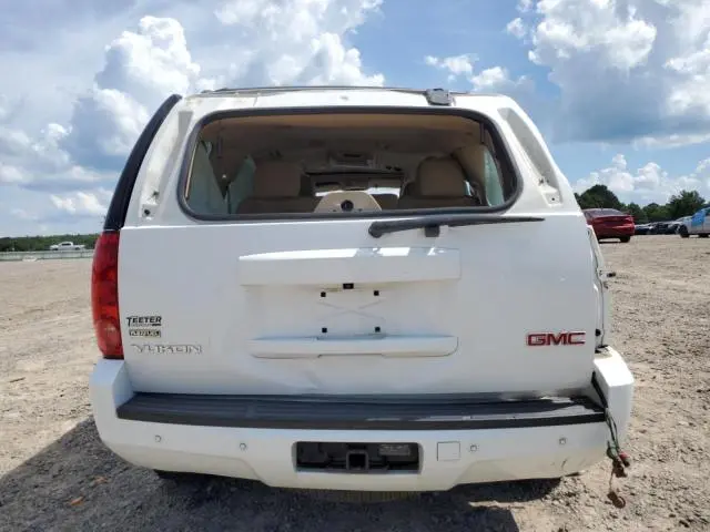 2012 GMC YUKON SLE  
