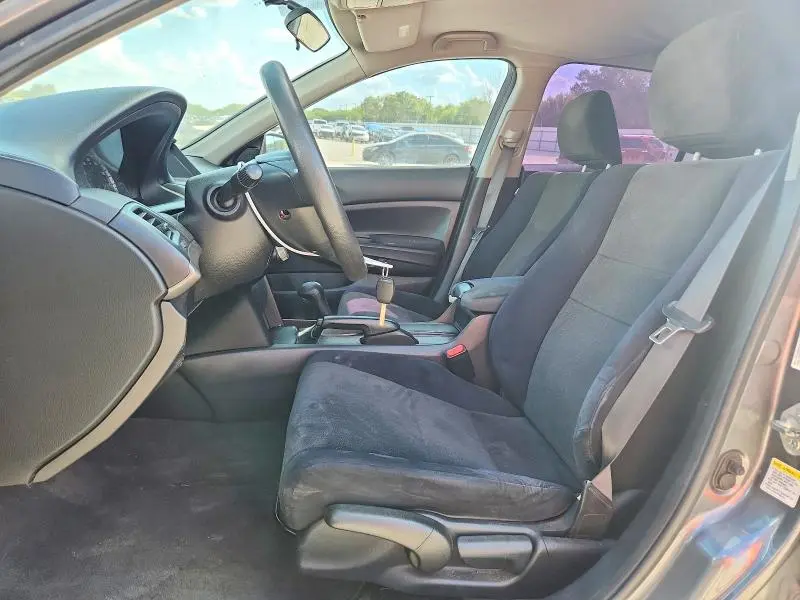2010 HONDA ACCORD LX  