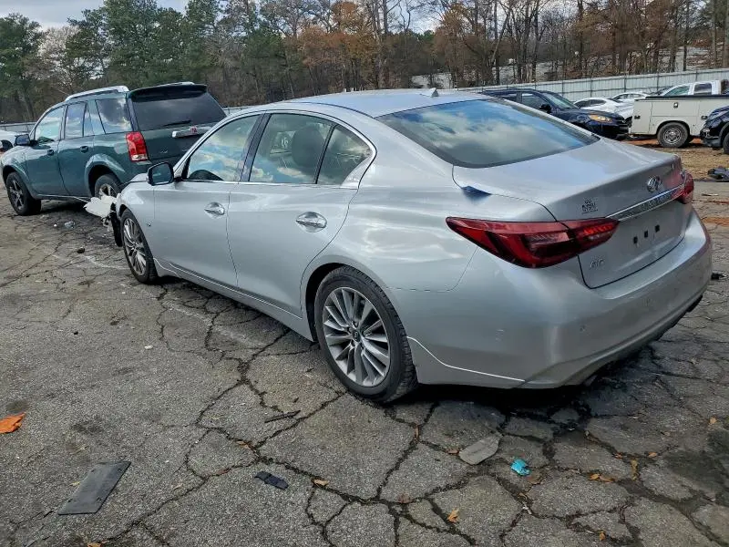 2018 INFINITI Q50 LUXE  