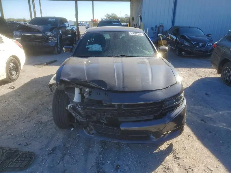 2019 DODGE CHARGER SXT  