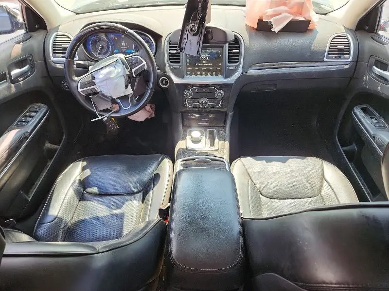 2016 CHRYSLER 300C   