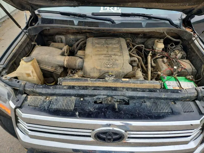 2017 TOYOTA TUNDRA SR5  