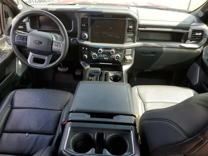 2025 FORD F150 LARIAT  