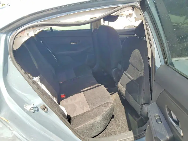 2024 NISSAN SENTRA SR  