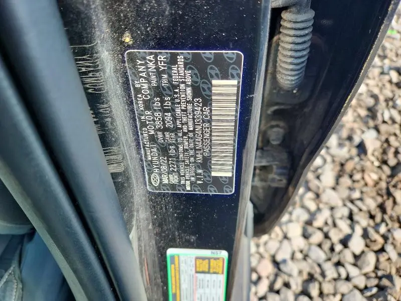 2022 HYUNDAI ELANTRA SEL  