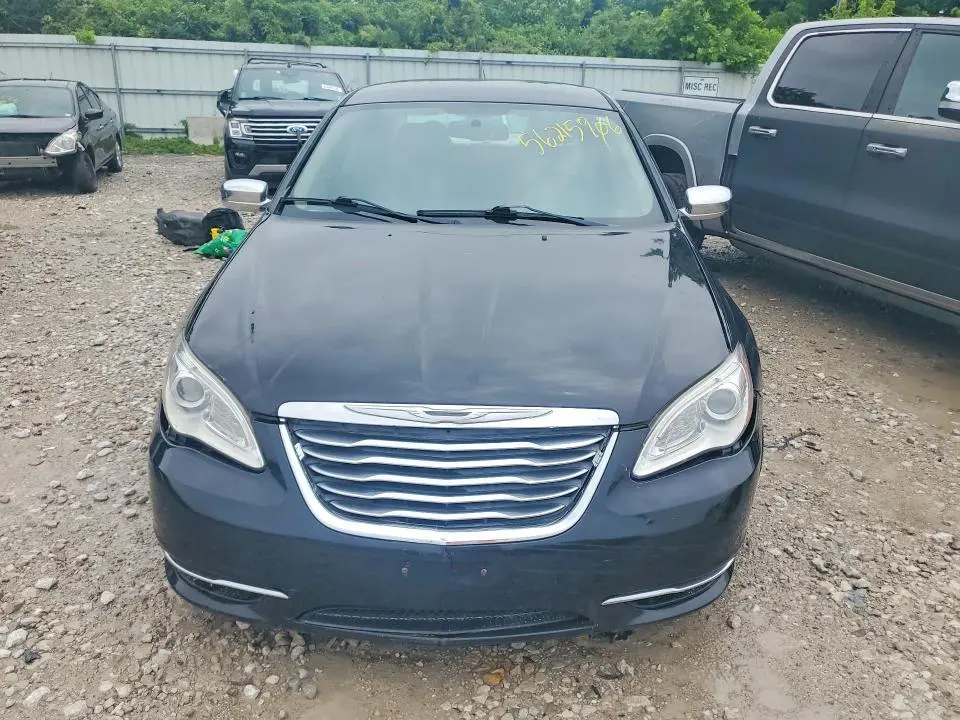 2013 CHRYSLER 200 LIMITED  