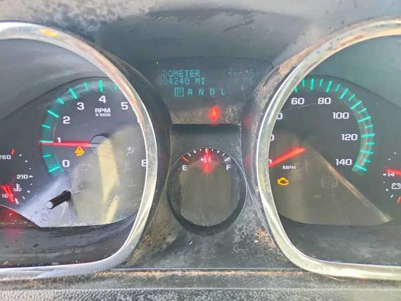 2010 CHEVROLET TRAVERSE LT  