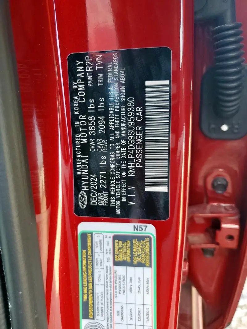 2025 HYUNDAI ELANTRA LIMITED  