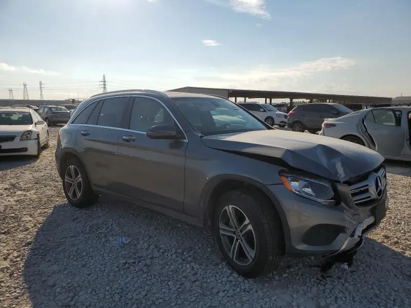 2018 MERCEDES-BENZ GLC 300  