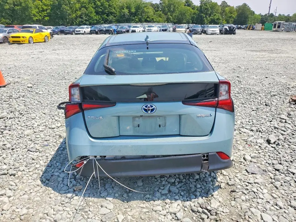 2021 TOYOTA PRIUS LE  