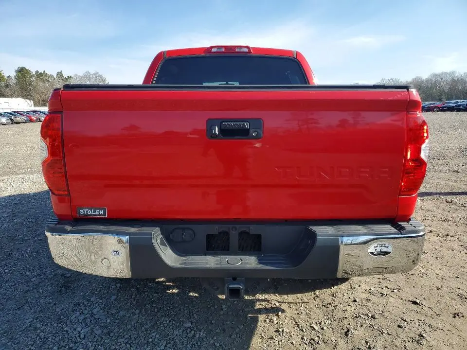 2016 TOYOTA TUNDRA CREWMAX SR5  