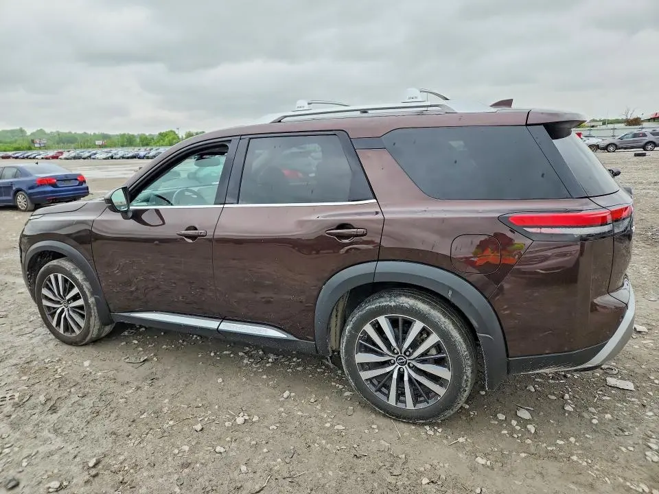 2022 NISSAN PATHFINDER PLATINUM  