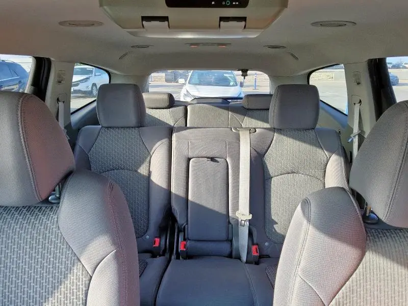 2012 CHEVROLET TRAVERSE LS  