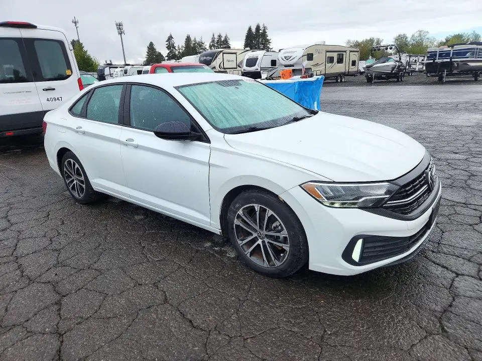 2022 VOLKSWAGEN JETTA SPORT  