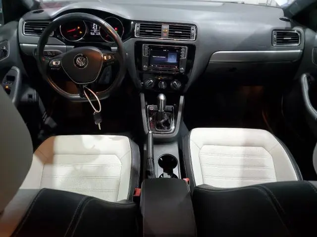 2016 VOLKSWAGEN JETTA SPORT  