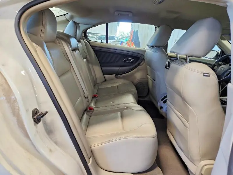 2010 FORD TAURUS SEL  