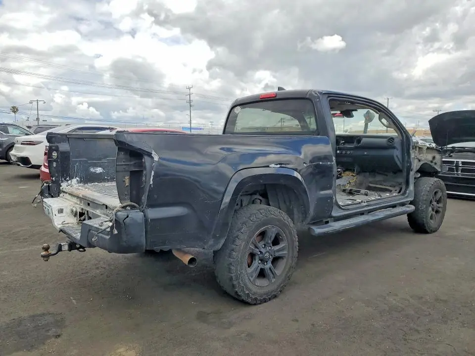 2019 TOYOTA TACOMA SR  