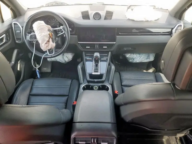 2021 PORSCHE CAYENNE   