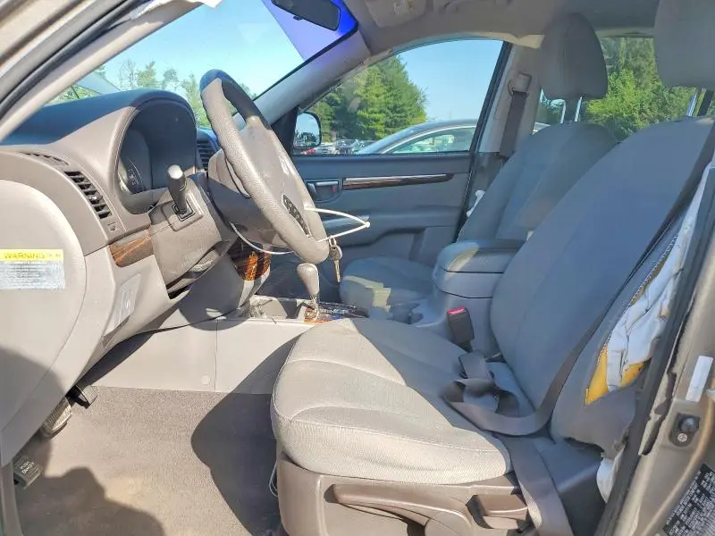2011 HYUNDAI SANTA FE GLS  