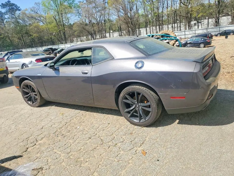 2018 DODGE CHALLENGER SXT  