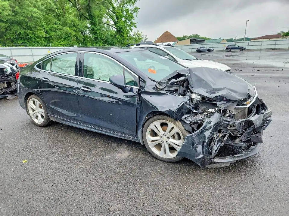 2018 CHEVROLET CRUZE PREMIER  