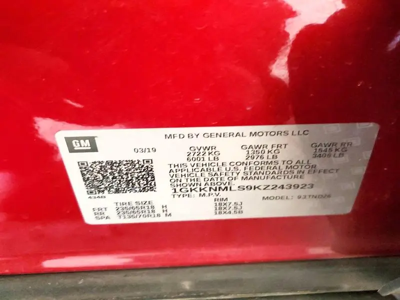 2019 GMC ACADIA SLT-1  