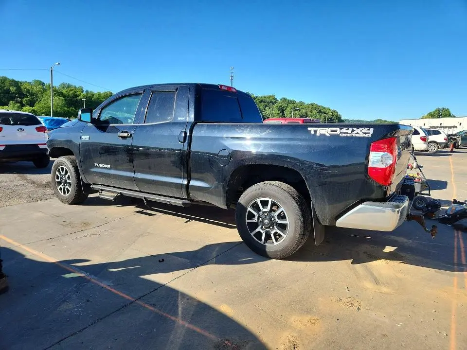 2018 TOYOTA TUNDRA SR5  