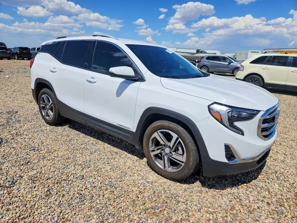 2021 GMC TERRAIN SLT  