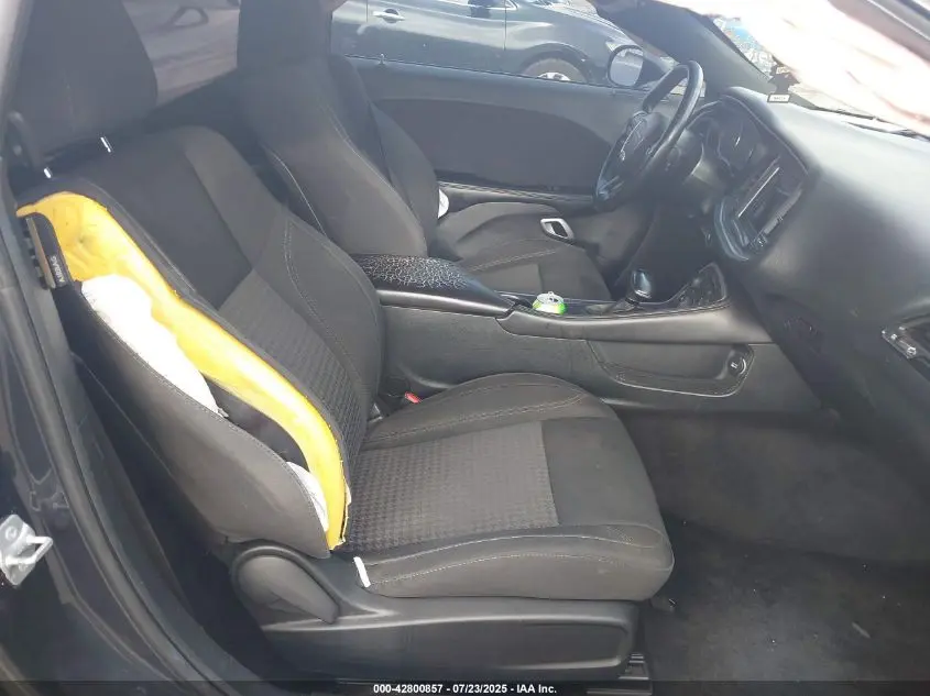 2019 DODGE CHALLENGER SXT