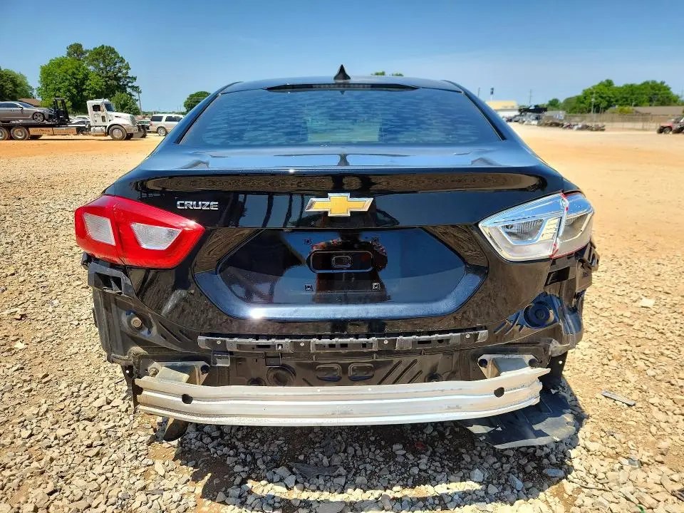 2016 CHEVROLET CRUZE LS  