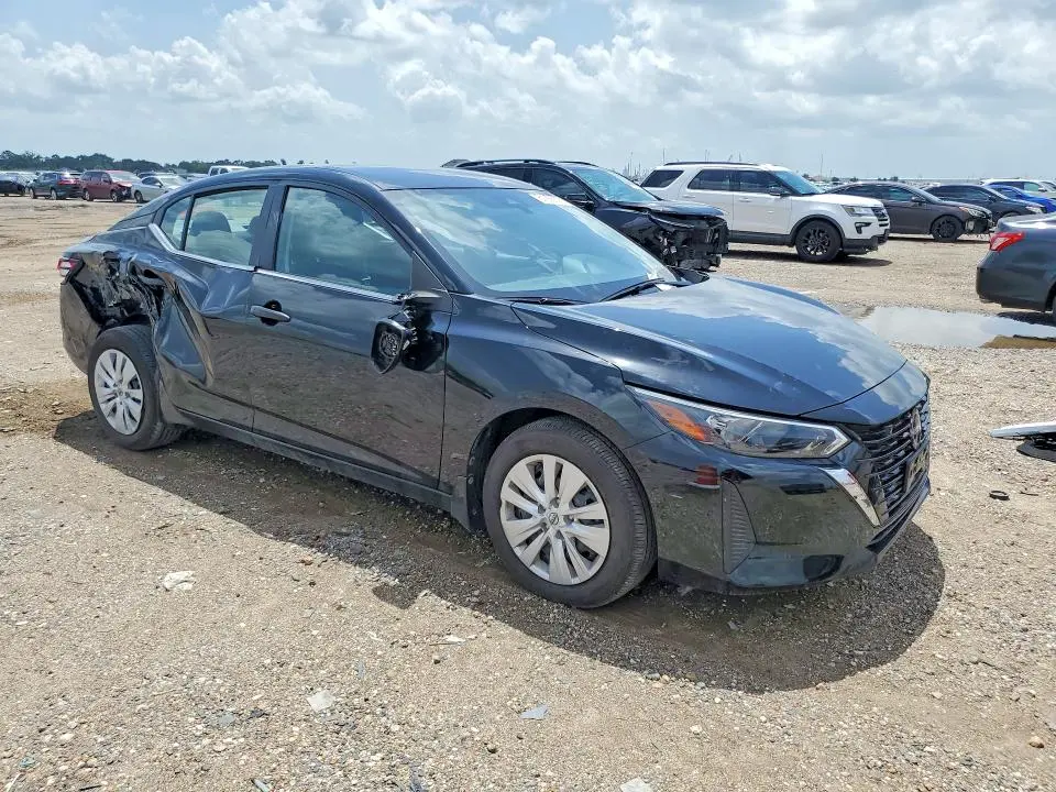 2025 NISSAN SENTRA S  