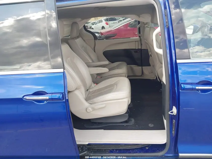 2019 CHRYSLER PACIFICA HYBRID TOURING L