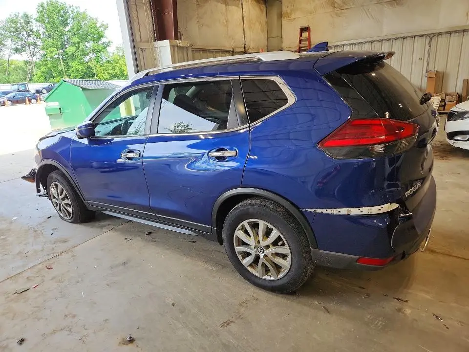 2017 NISSAN ROGUE SV  