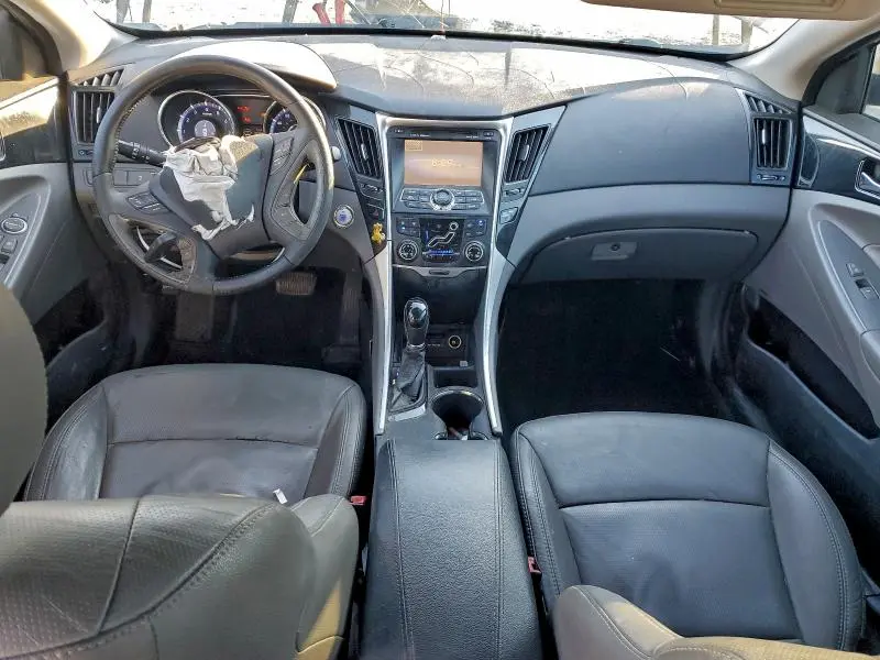 2011 HYUNDAI SONATA SE  