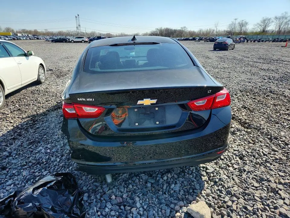 2017 CHEVROLET MALIBU LT  